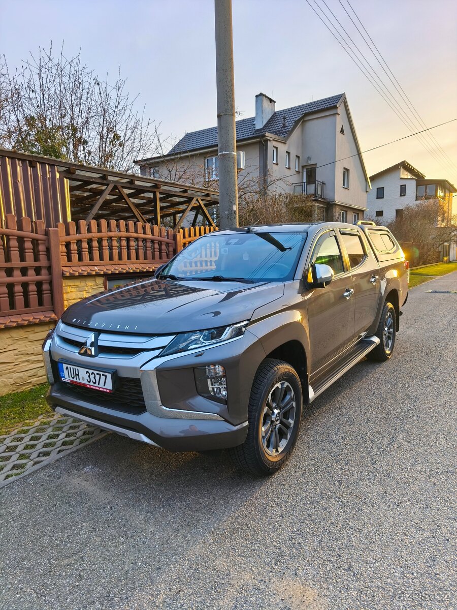Mitsubishi L200 - 2