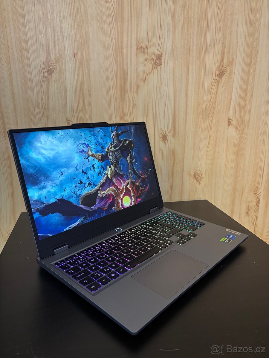 Herní Notebook LENOVO LOQ|RTX 5050 - 2