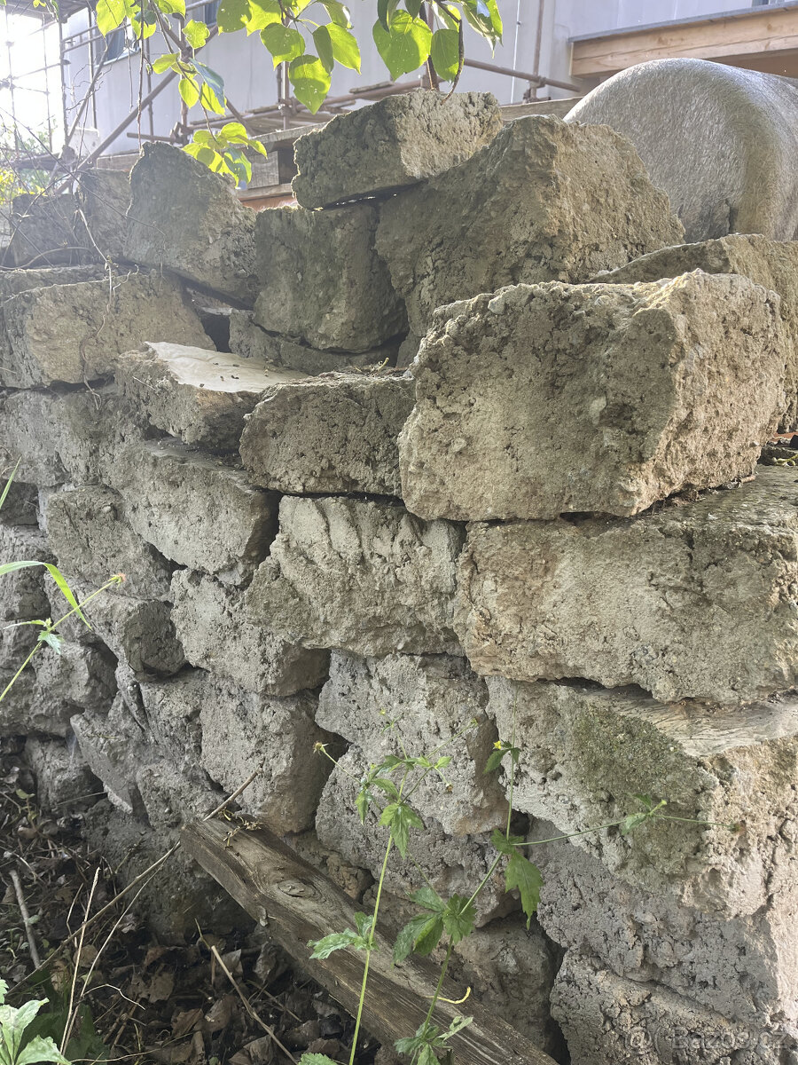 Betonové bloky, kostky - 2