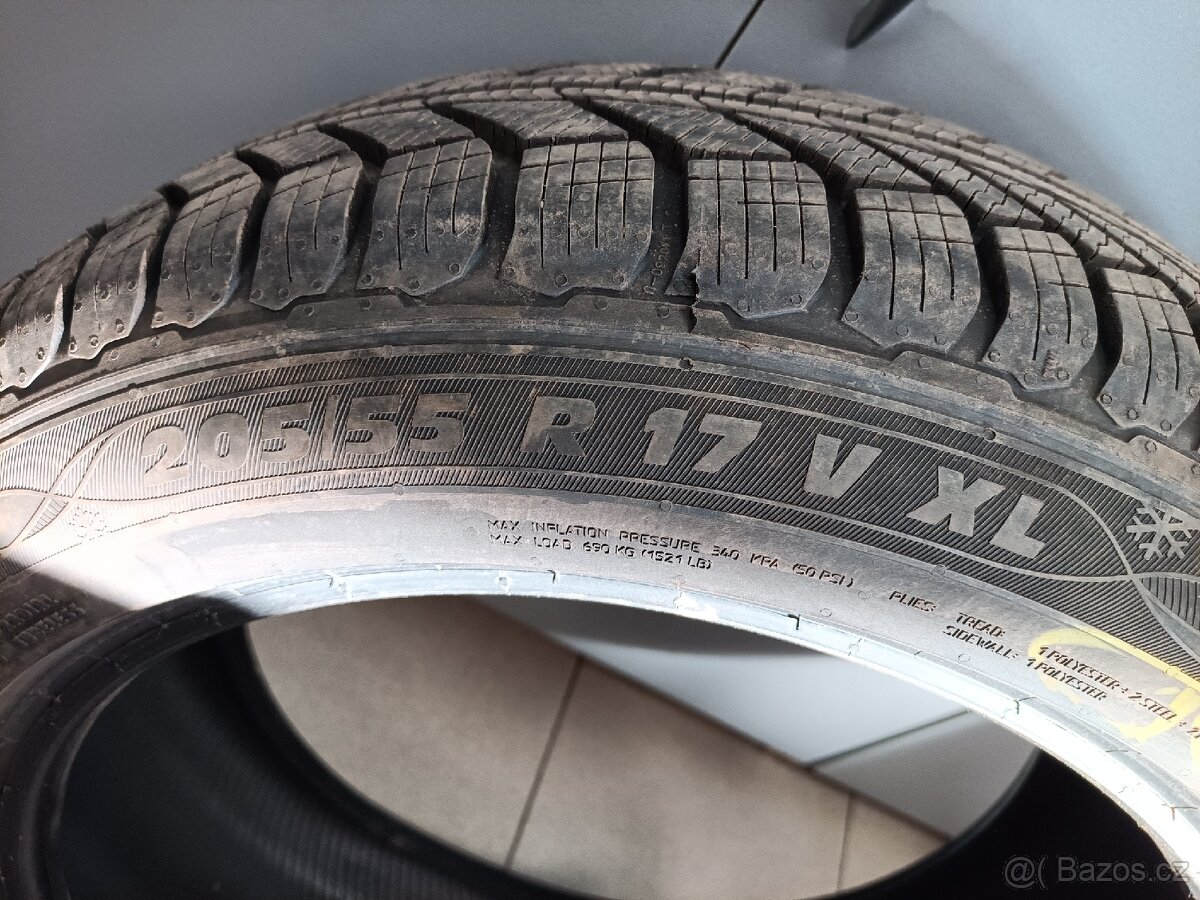 Zimní pneu 205/55/17 - 2