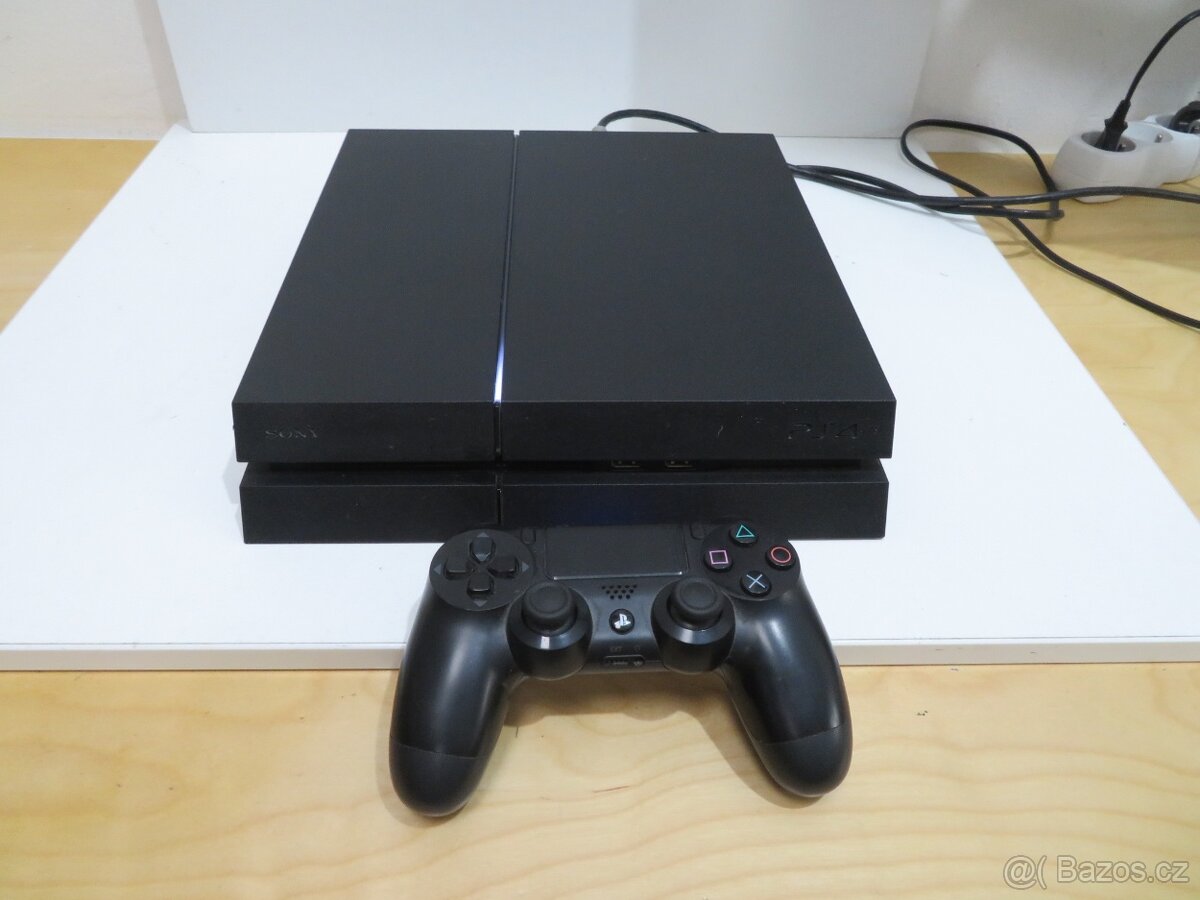 Herní konzole SONY PlayStation 4 - 1TB Black CUH-1216B - 2