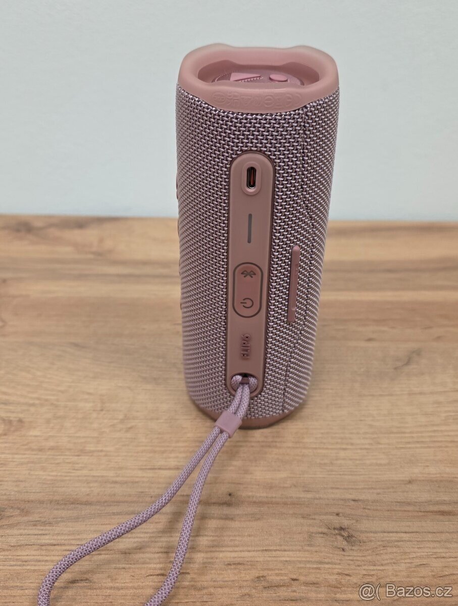 Přenosný reproduktor JBL Flip 6 růžový 30 W - 2