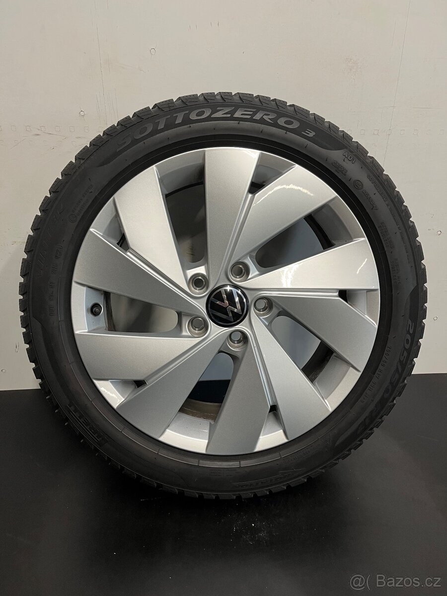 VW Golf IIV R18 Zánovní zimní sada - 2