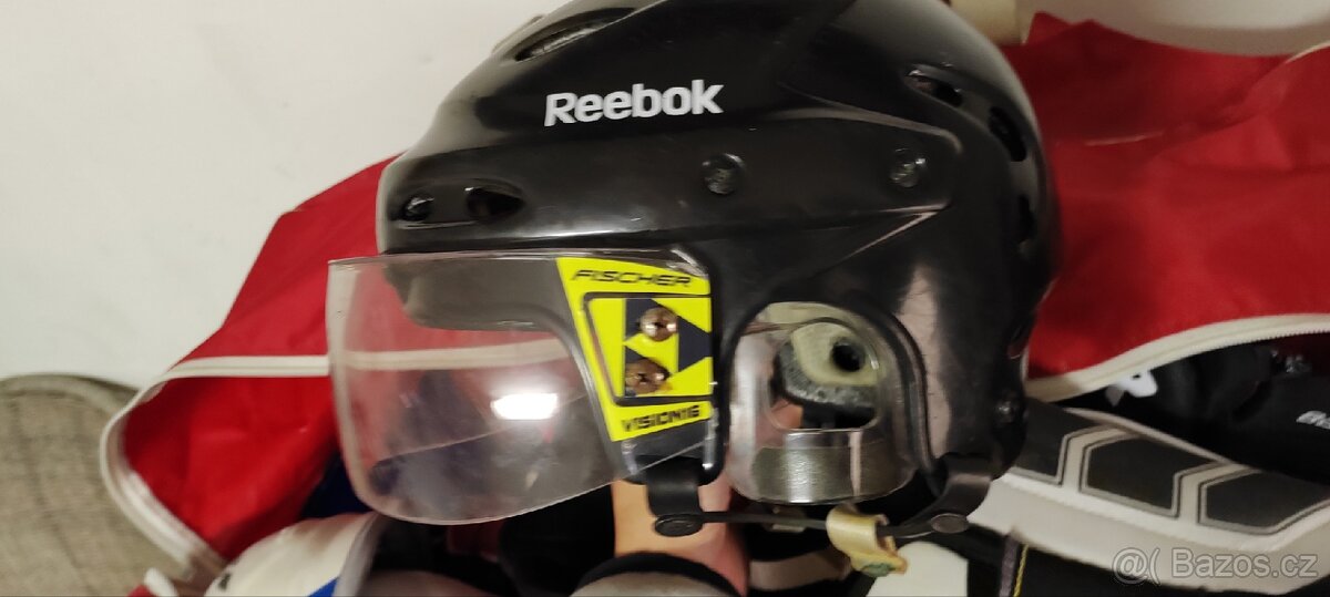 Hokejová vystroj - 2