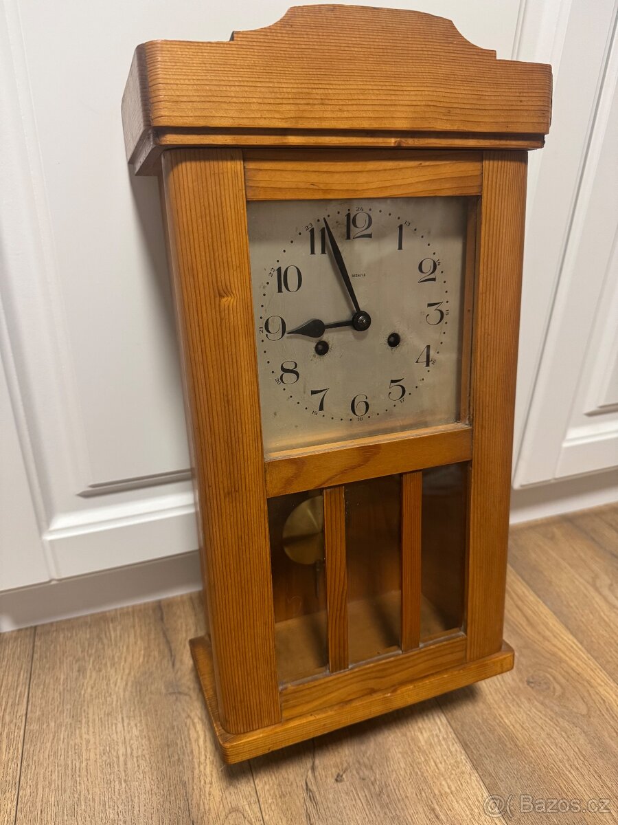 Starožitné hodiny nástěné Kienzle - 2