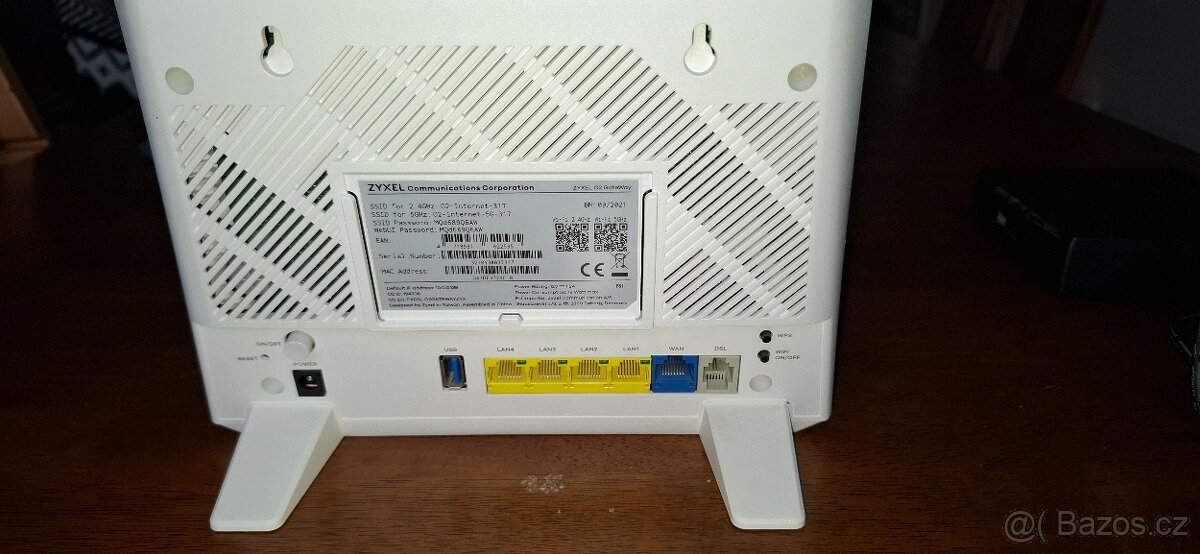 ZYXEL O2 GateWay + O2 TV set-top box - 2