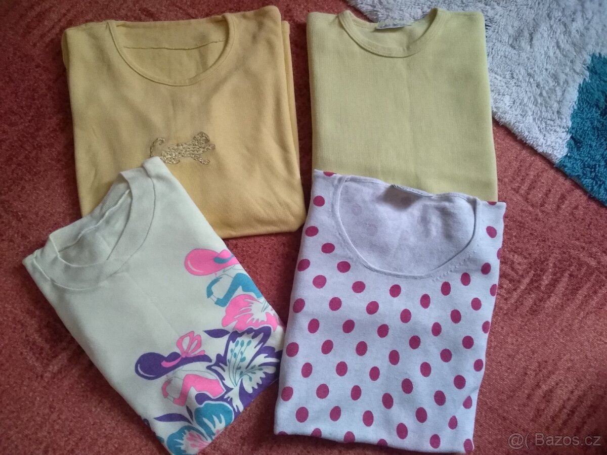 Halenky-mikiny-svetříky - 2