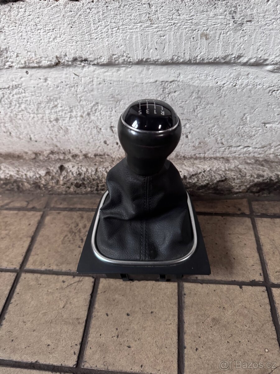 Hlavice řadící páky Golf VI - 2