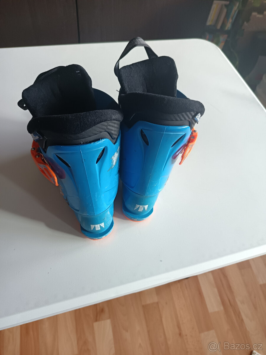 Dětské přezkáče vel. 32/34 - 2