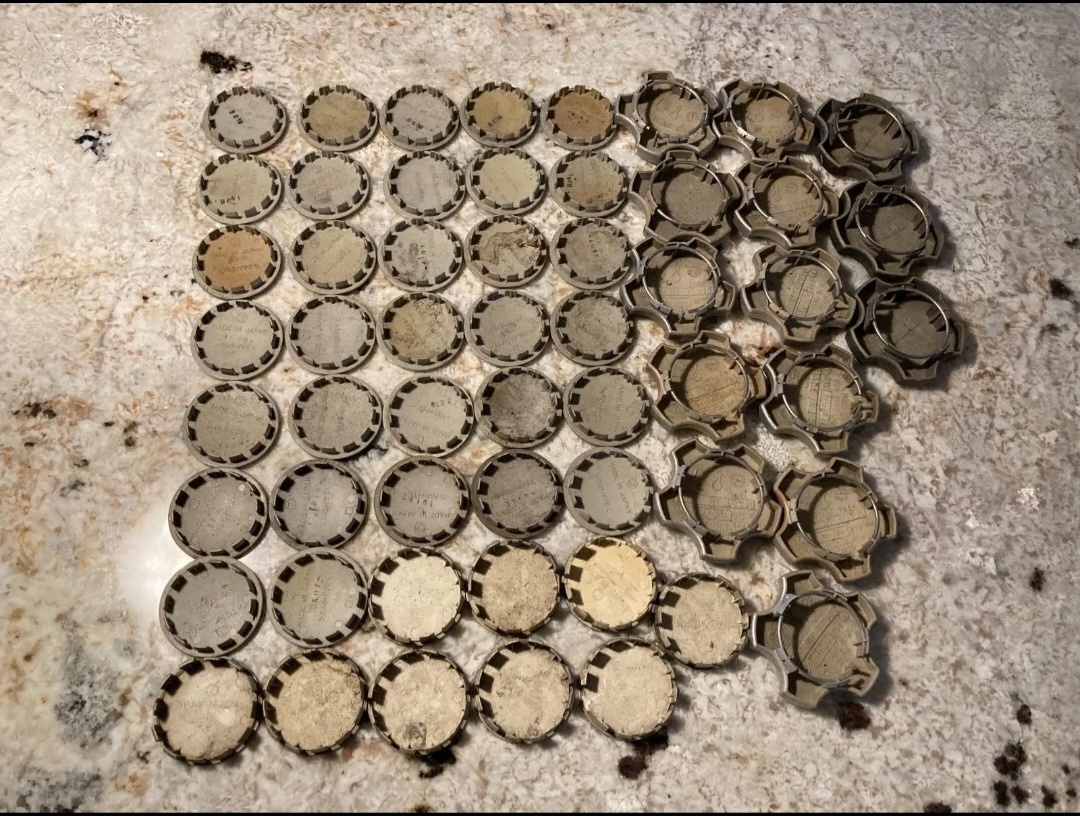 Středové krytky Subaru - 2