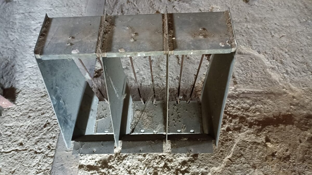 budníky s rošty a mřížkami a další vybavení holubníku - 2