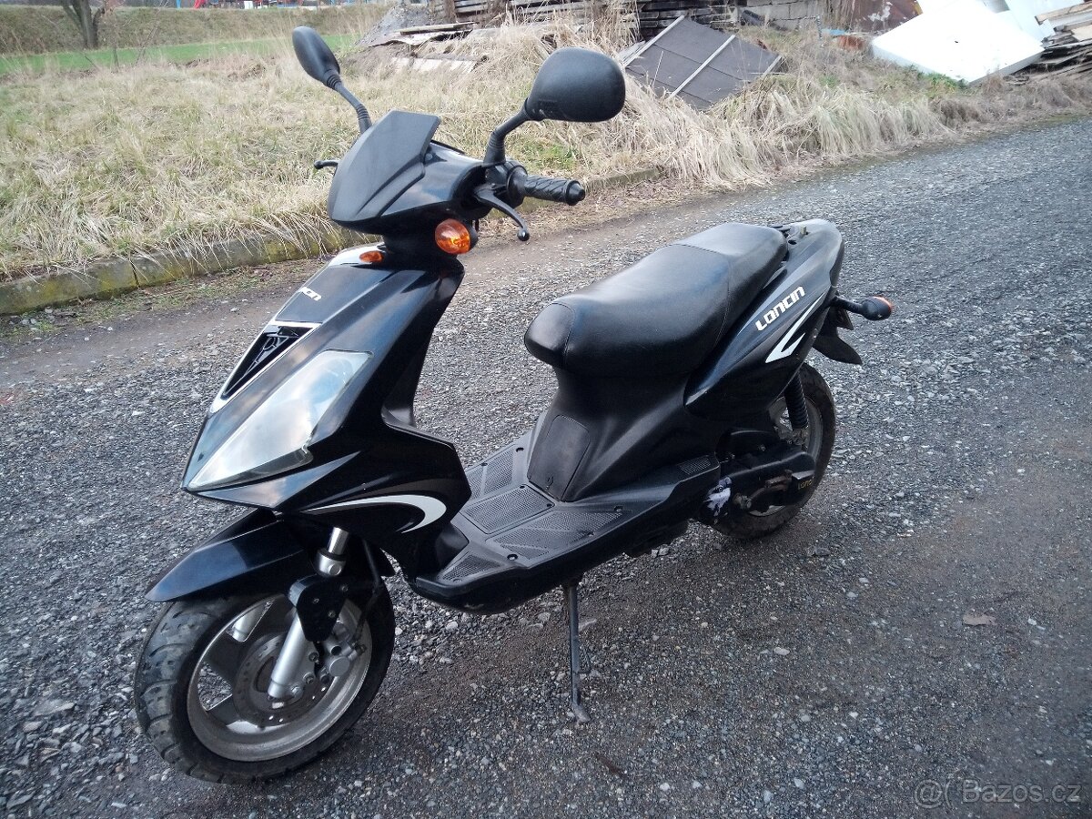 Prodám skútr LONCIN 50 2T r.v 2011 - 2