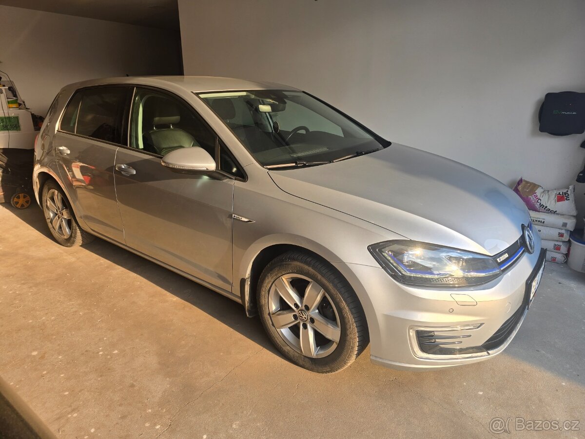 Vw E-Golf 100kw baterie 36kwh - 2