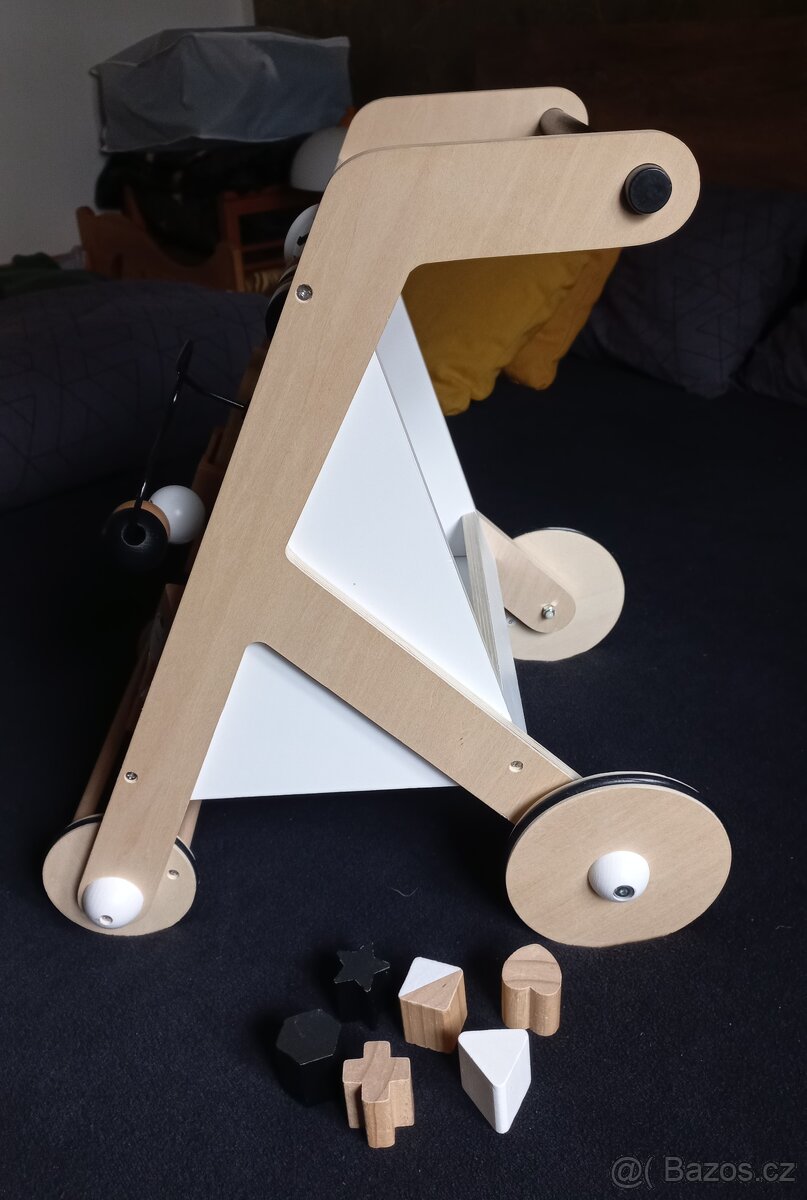 Dřevěné chodítko edukační - 2