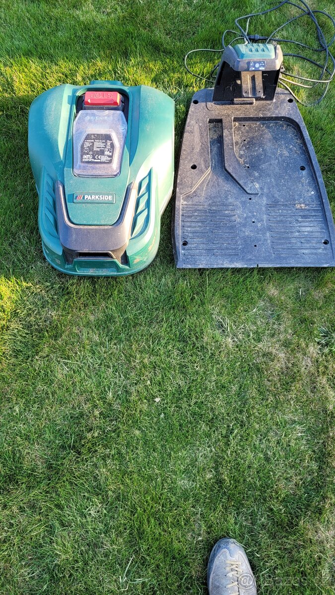 ROBOTICKÁ SEKAČKA - 2