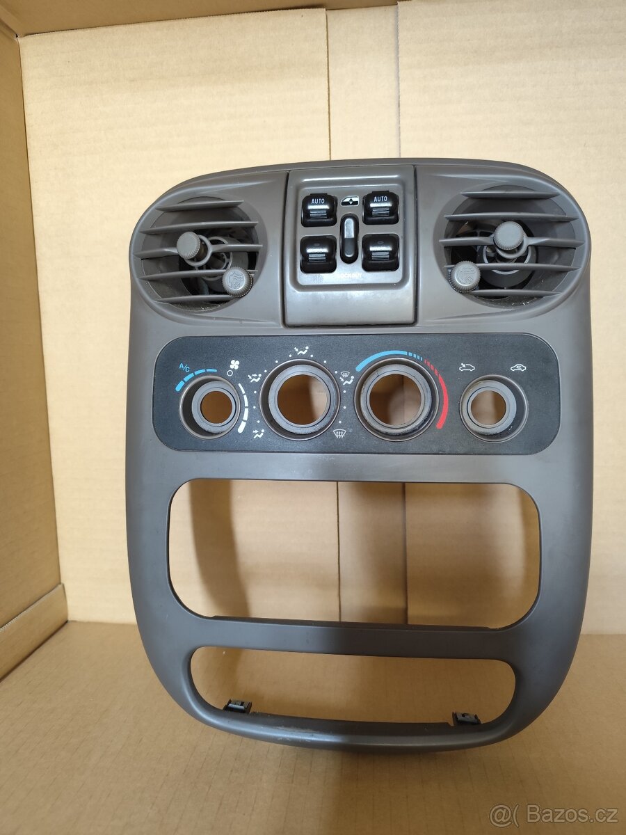 středový panel chrysler Pt cruiser - 2