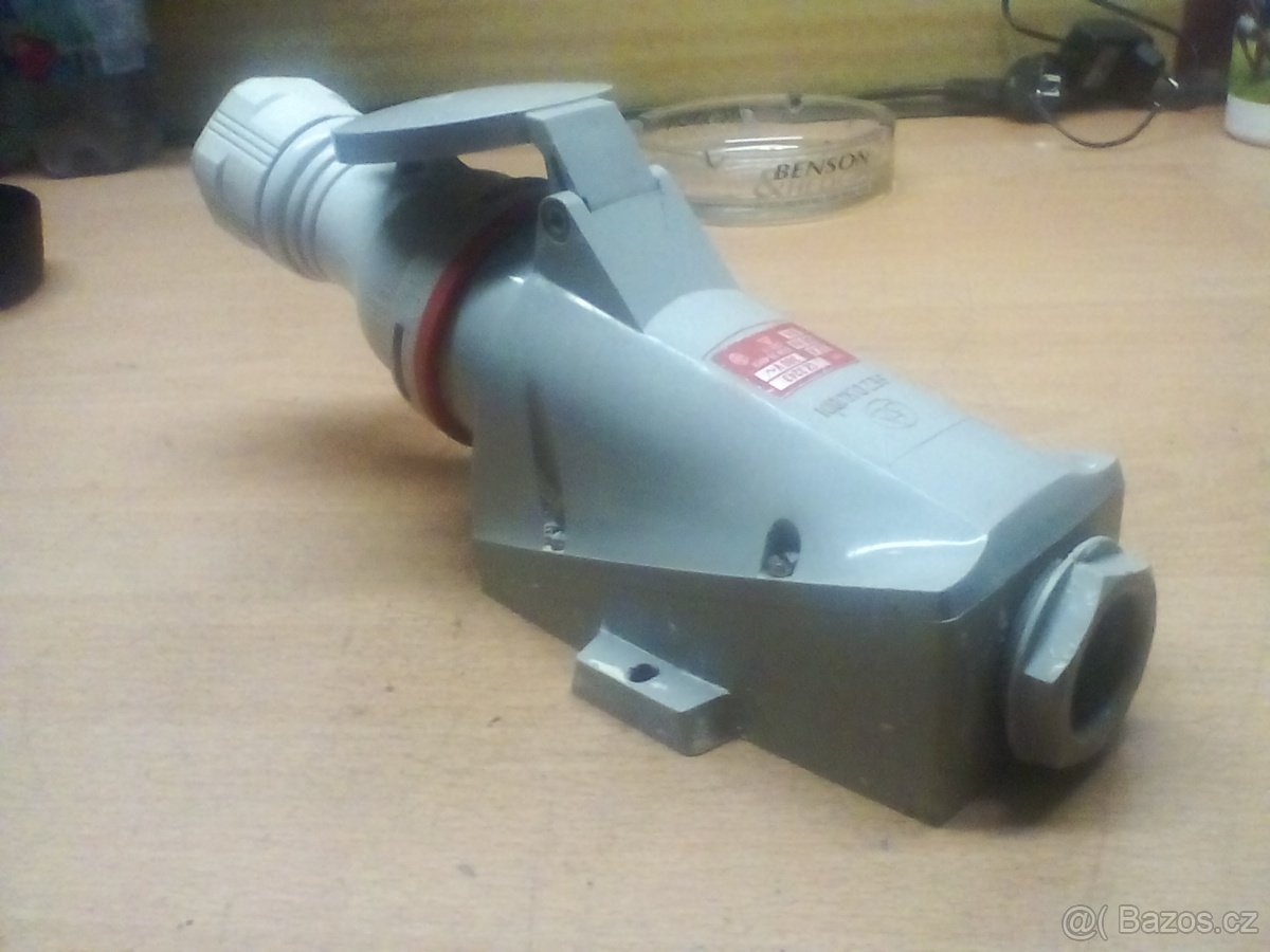 Zasuvka 380V - 2