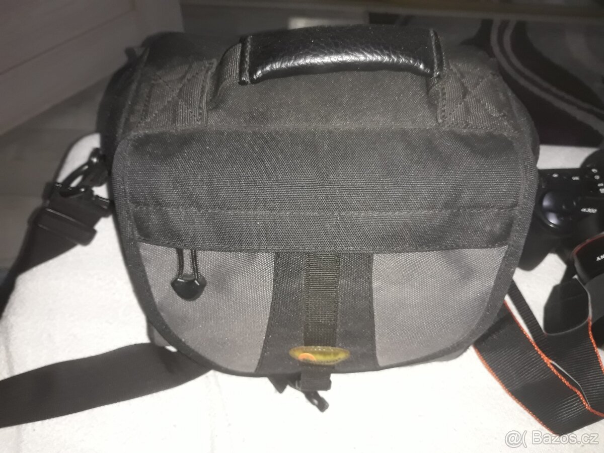 Sony Alfa 300 - 2