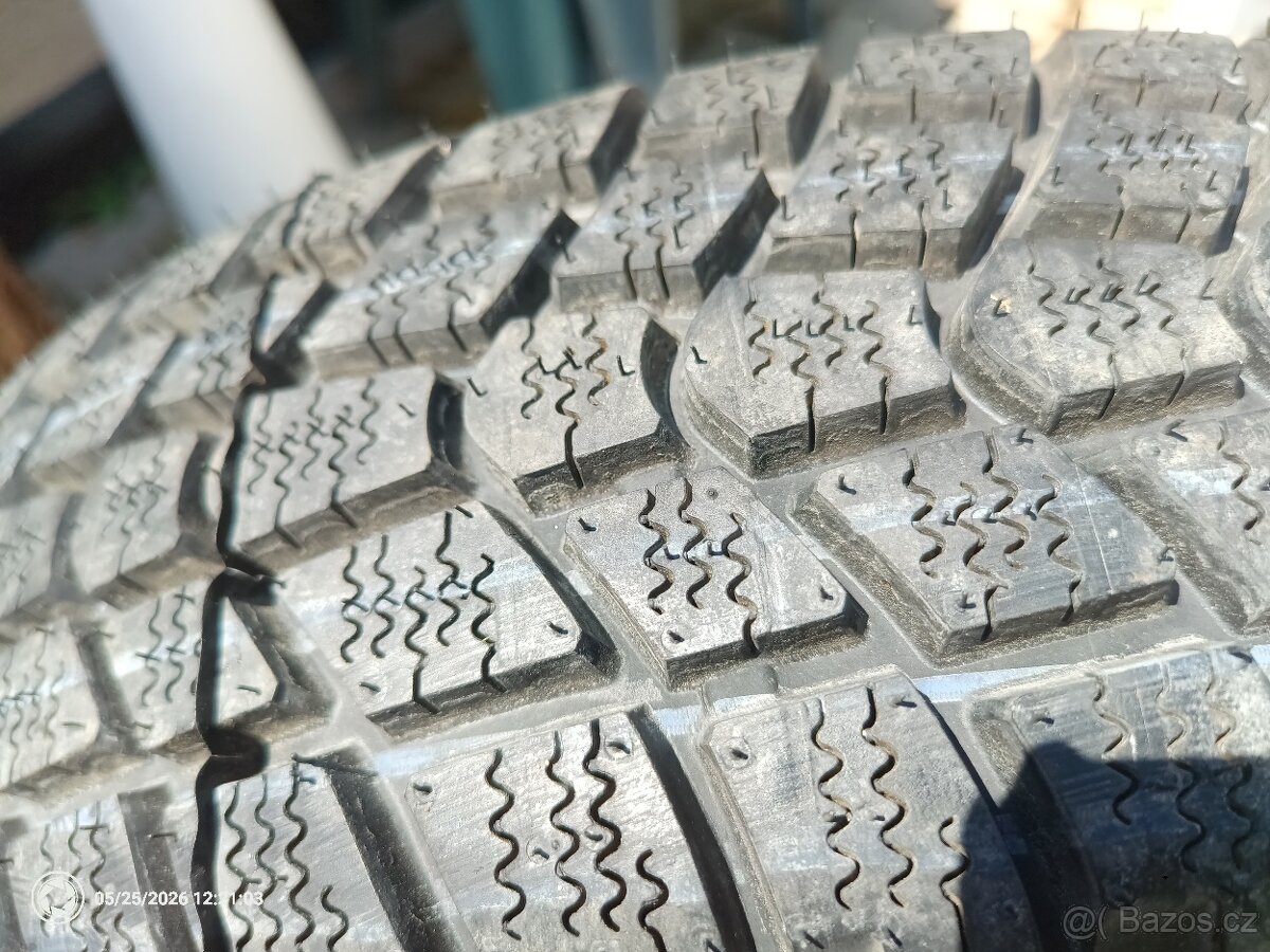 Pneu 175/80/14 - 2