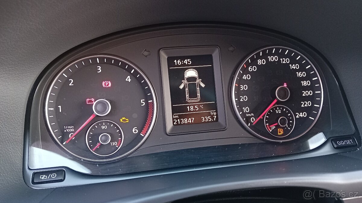 Touran 2,0 TDI Comfortline 2015 - 2