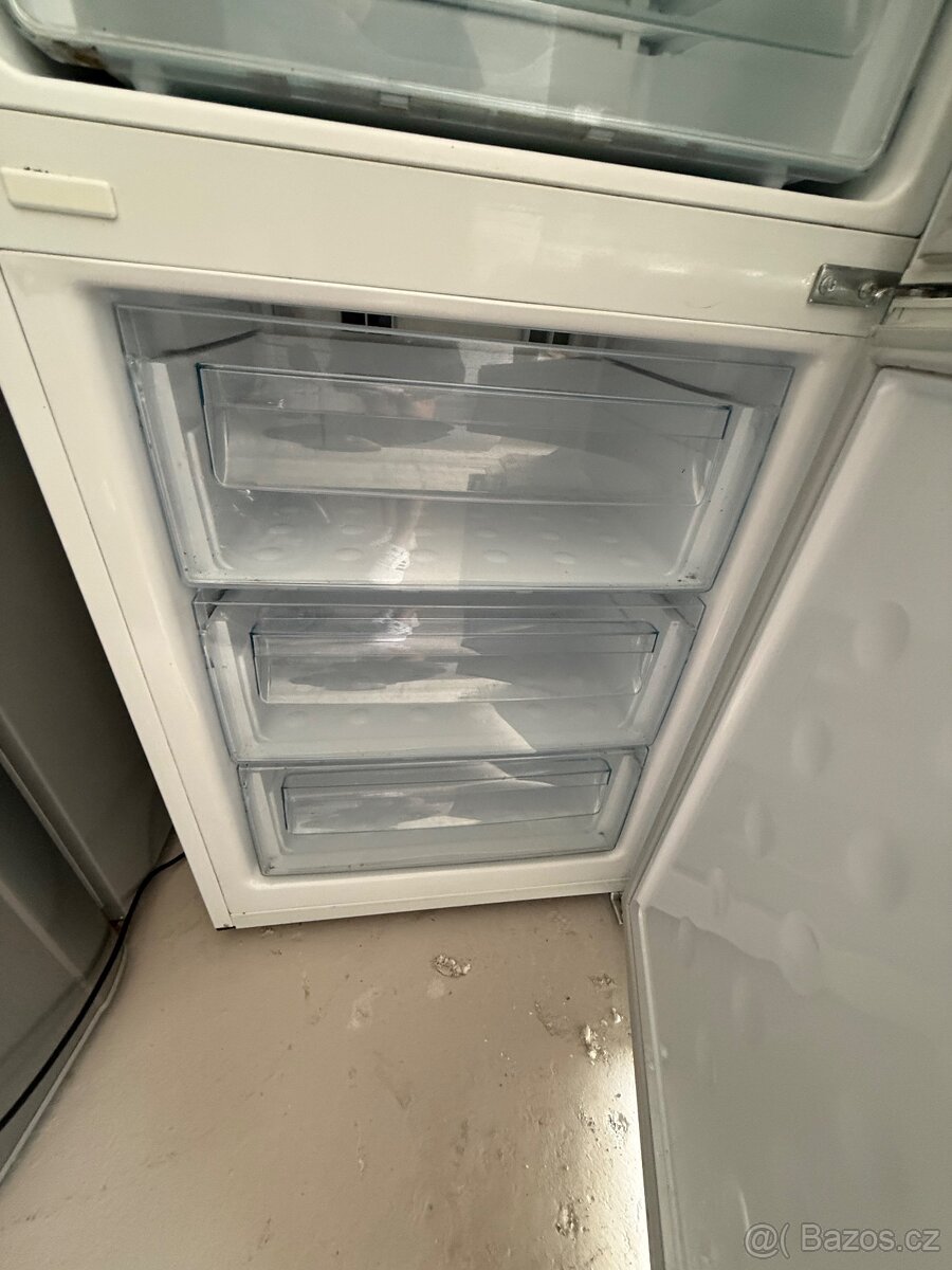 Prodám ledničku Samsung - 2