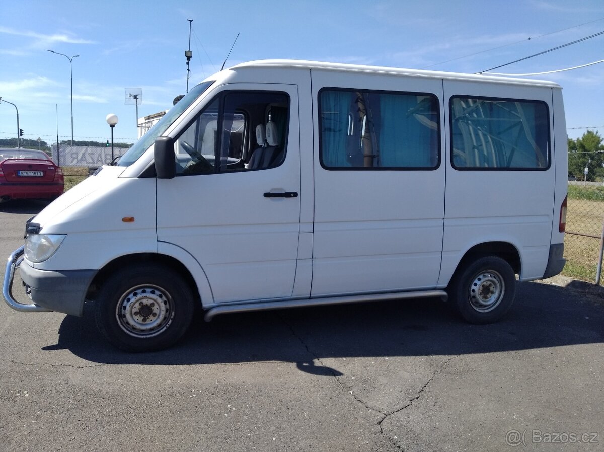 Mercedes-Benz Sprinter208CDi-9 míst - 2