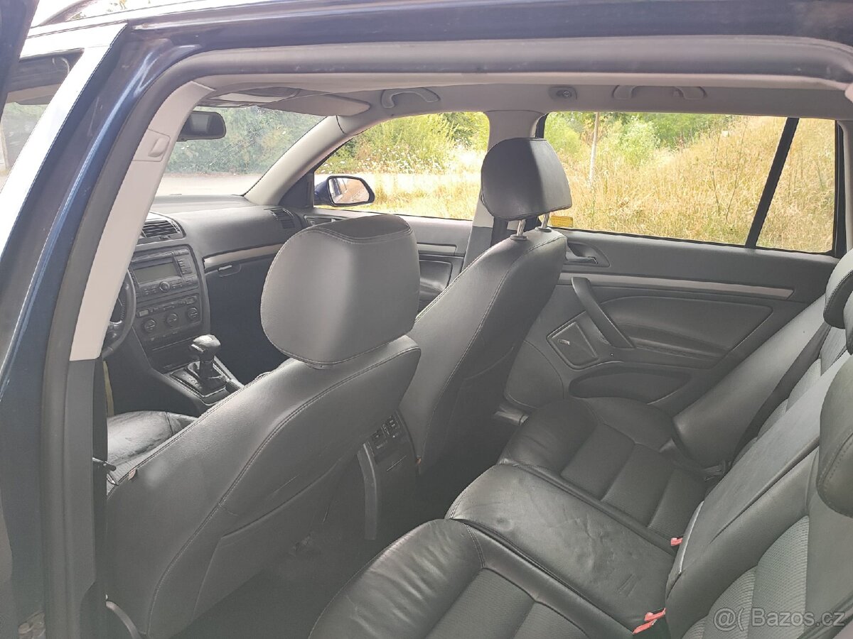 Škoda Octavia - 2