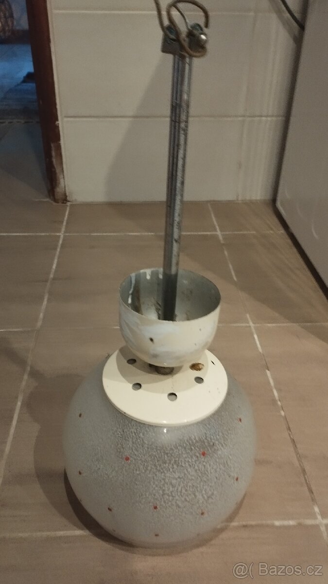 Retro lustr - 2