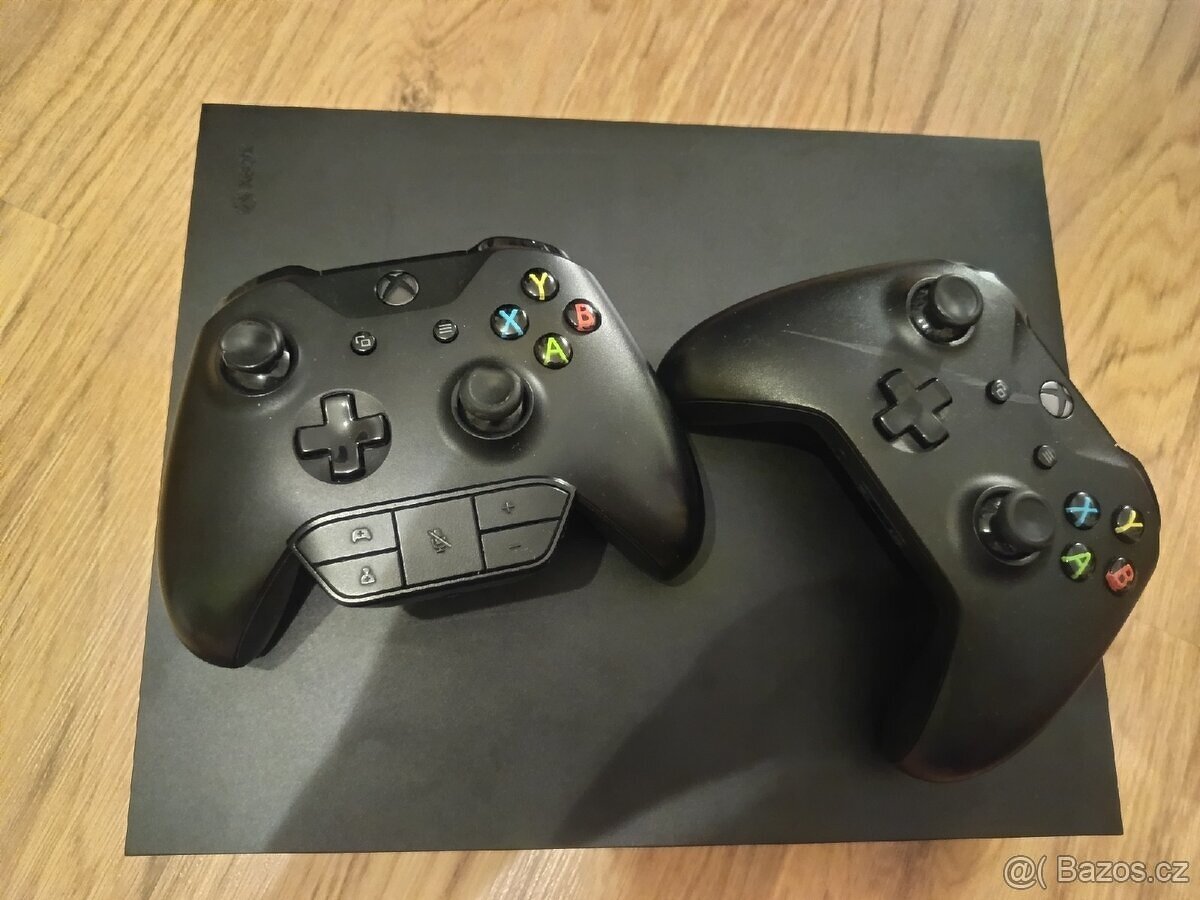 Xbox One X 1TB - 2