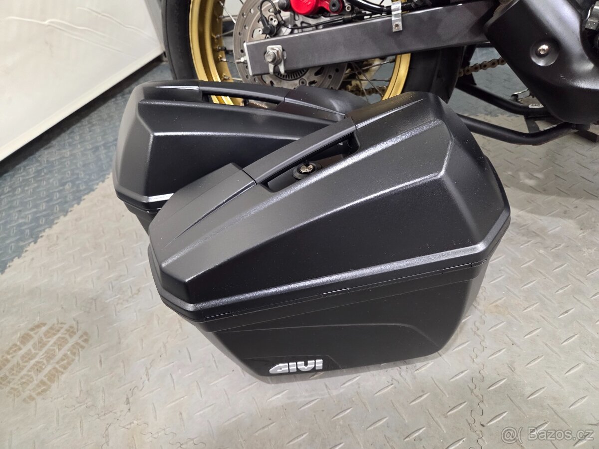Honda XL700 V Transalp - 2