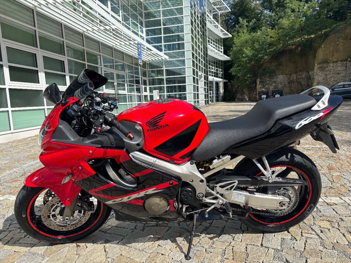 Honda CBR600F 2007 - 2