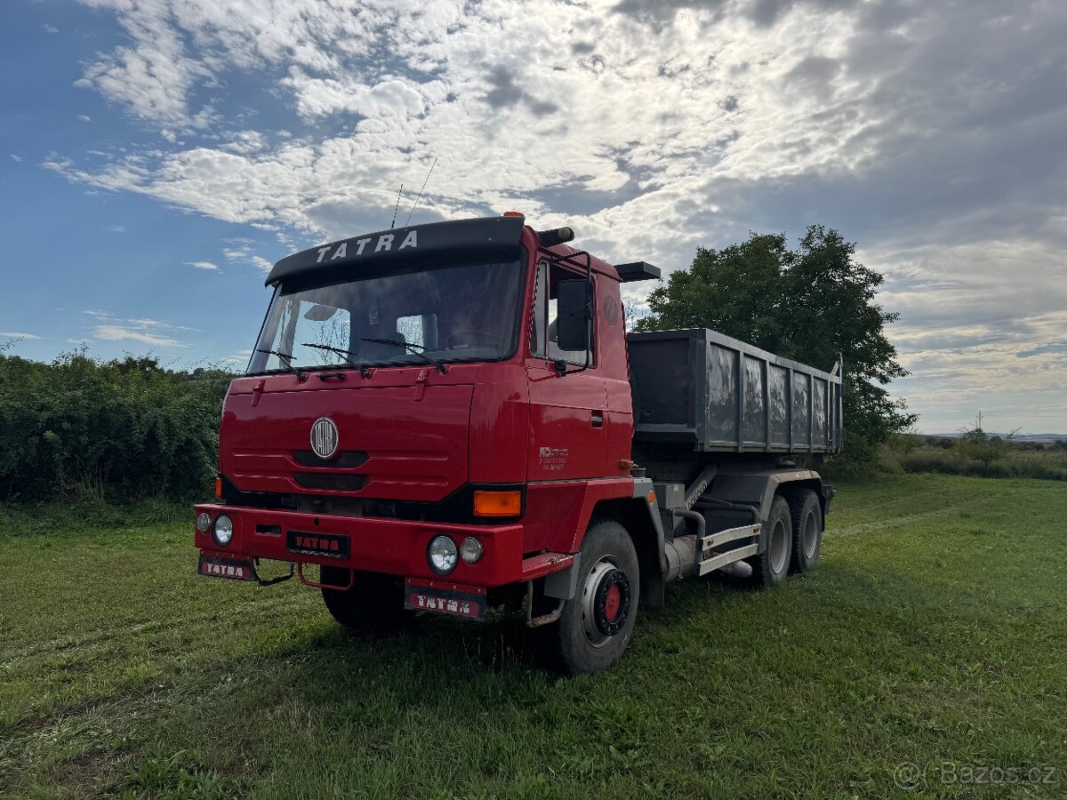 Prodám Tatra 815 kontejner spodní hák,Traktor - 2