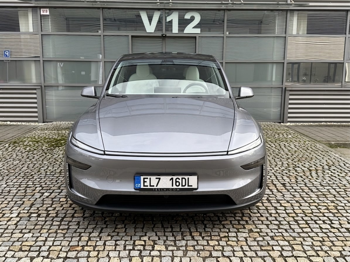 Tesla Model Y Juniper, Long Range, Dual Motor, Pův. ČR, 2025 - 2