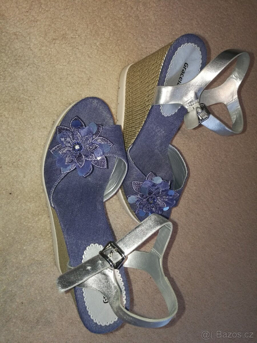 Dámské botky na klínku - 2