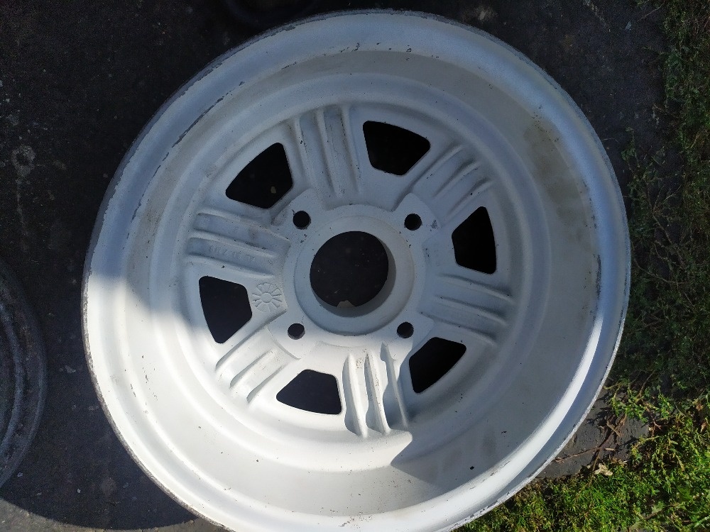 škoda alu kola 4x130x13 kopretiny (otvíráky) - 2