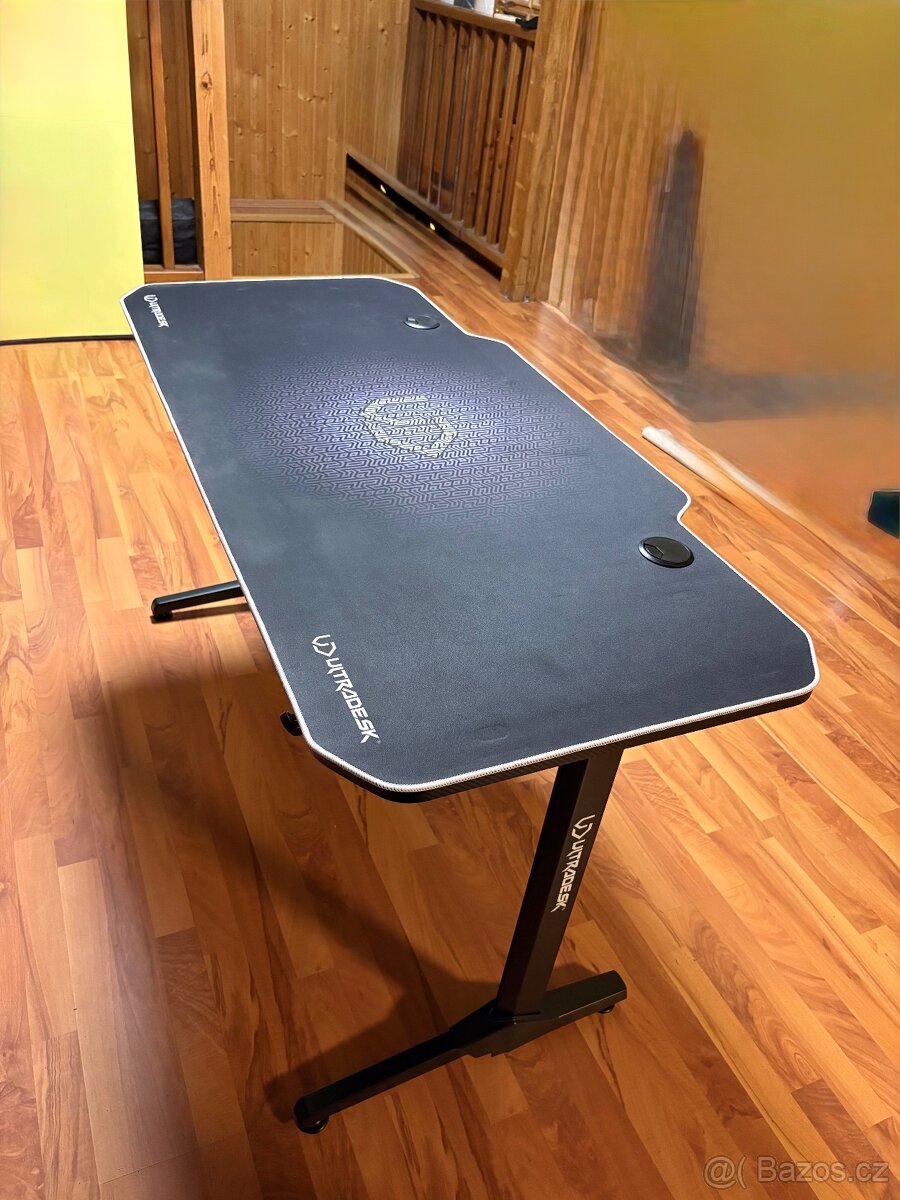 Herní Stůl Ultradesk FRAG WHITE - 2