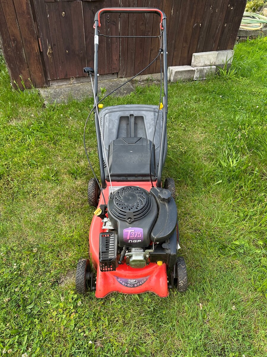 Benzínová sekačka - 2