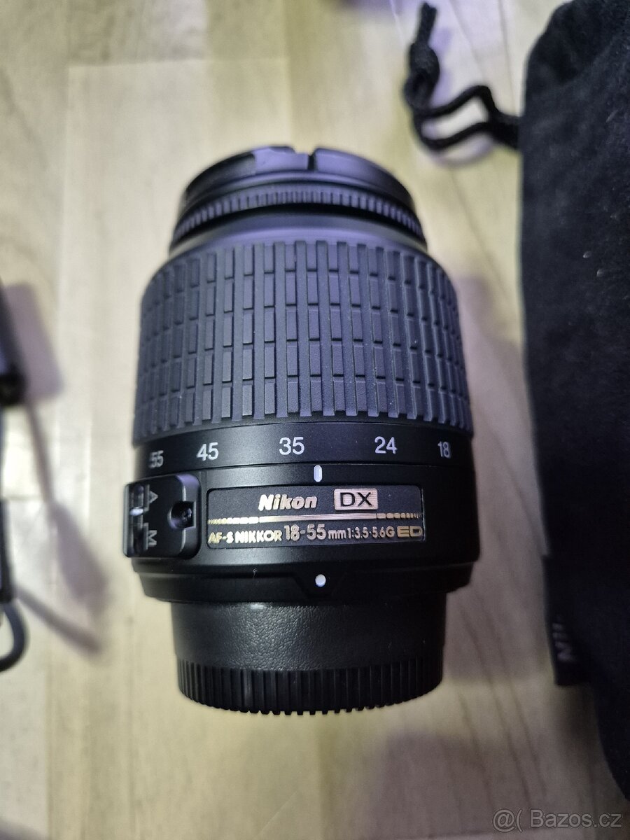 Nikon D5100-2x objektiv, baterie, blesk, batoh - 2