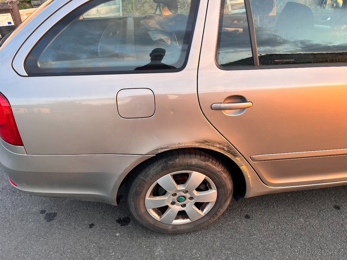 Škoda OCTAVIA COMBI 1.6 TDI - spěchá - 2