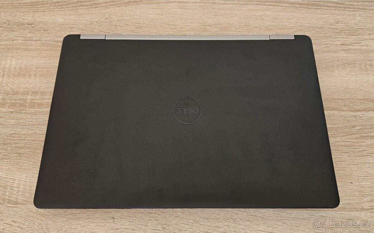 Dell Latitude E5570 (i7-6820HQ, AMD R7, 32 GB RAM) - čtěte - 2