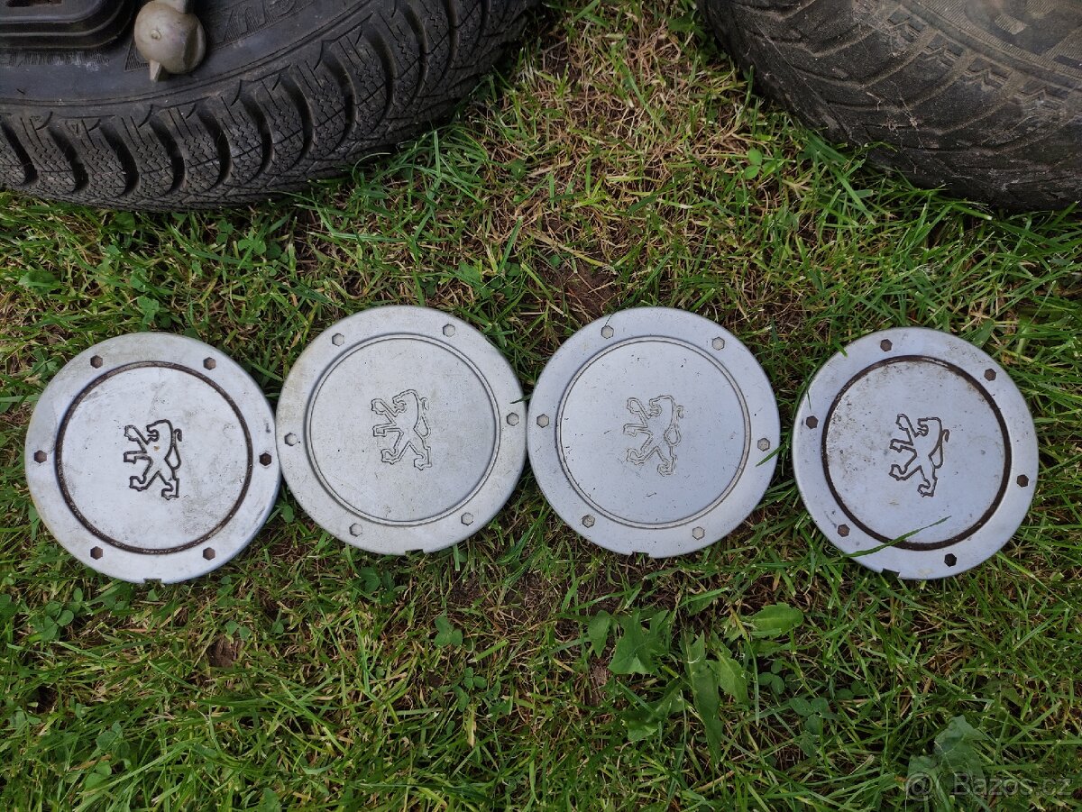 Poklice Peugeot 106 - 2