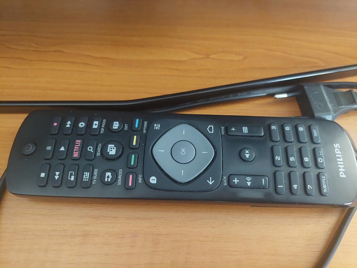 LED TV 80cm Philips 32PFT5500/12 - 2