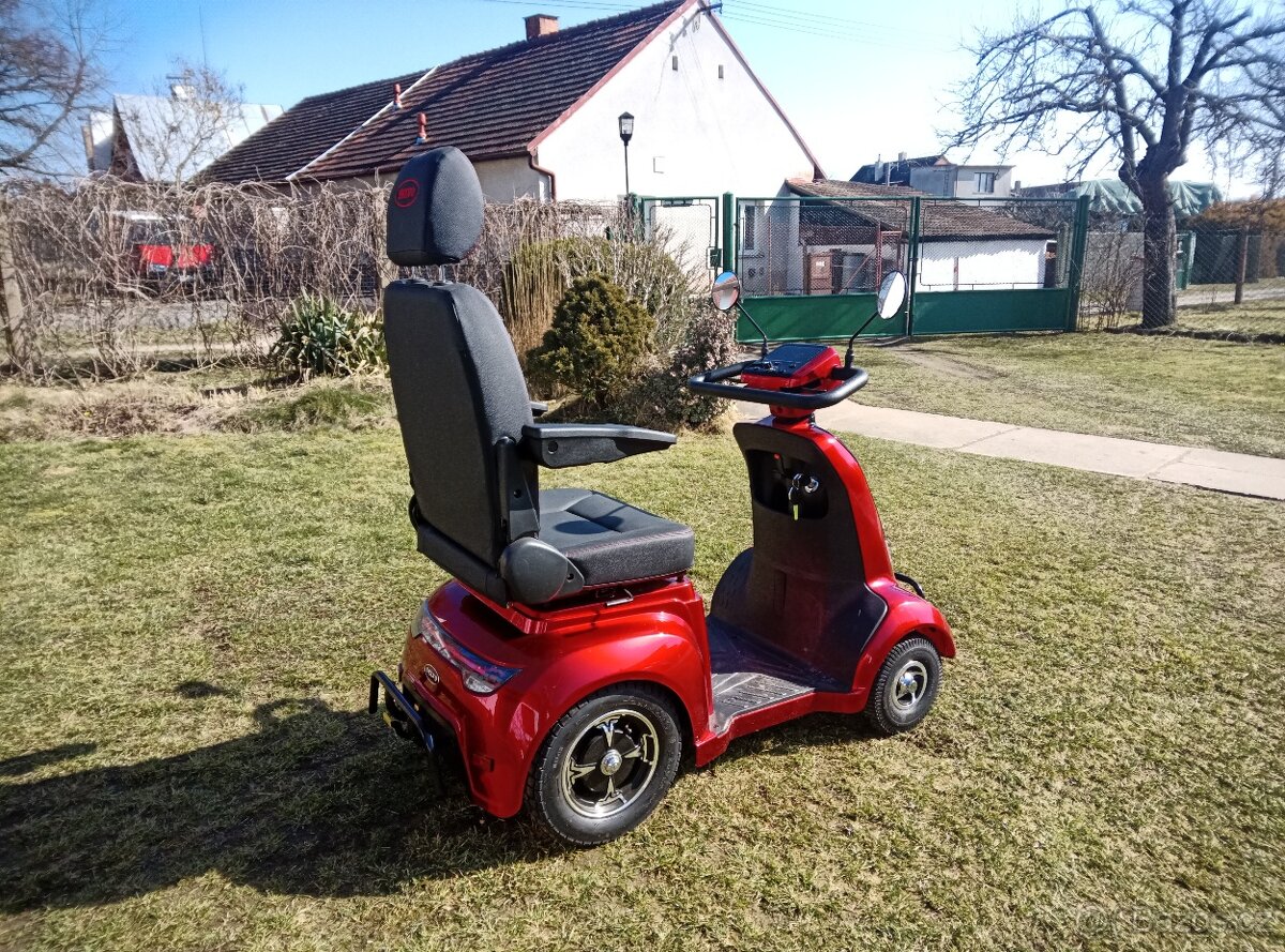 Elektrický vozík SELVO 4810 - 2