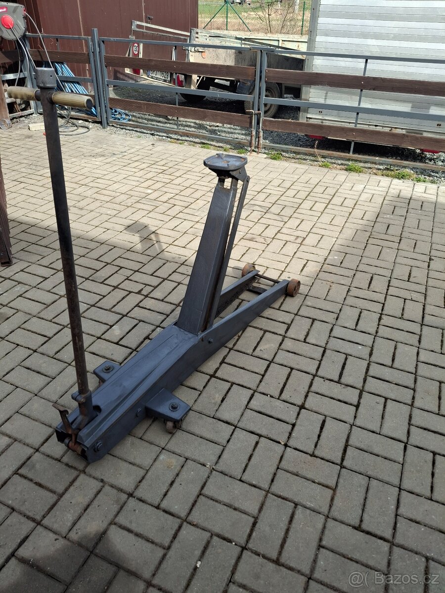 Hever na zvedání aut - 2