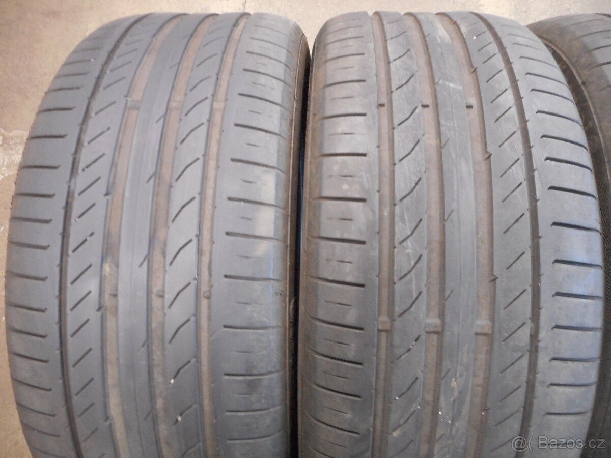 235/45R18 94W - 2