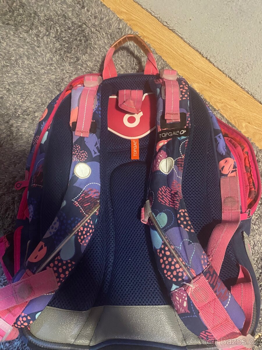 Prodám holčičí batoh do školy - 2