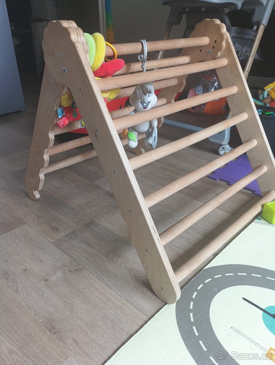 Montessori trojúhelník - 2