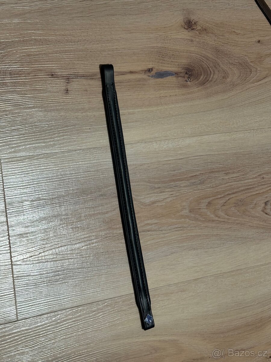 Čelenka equiservis - 2