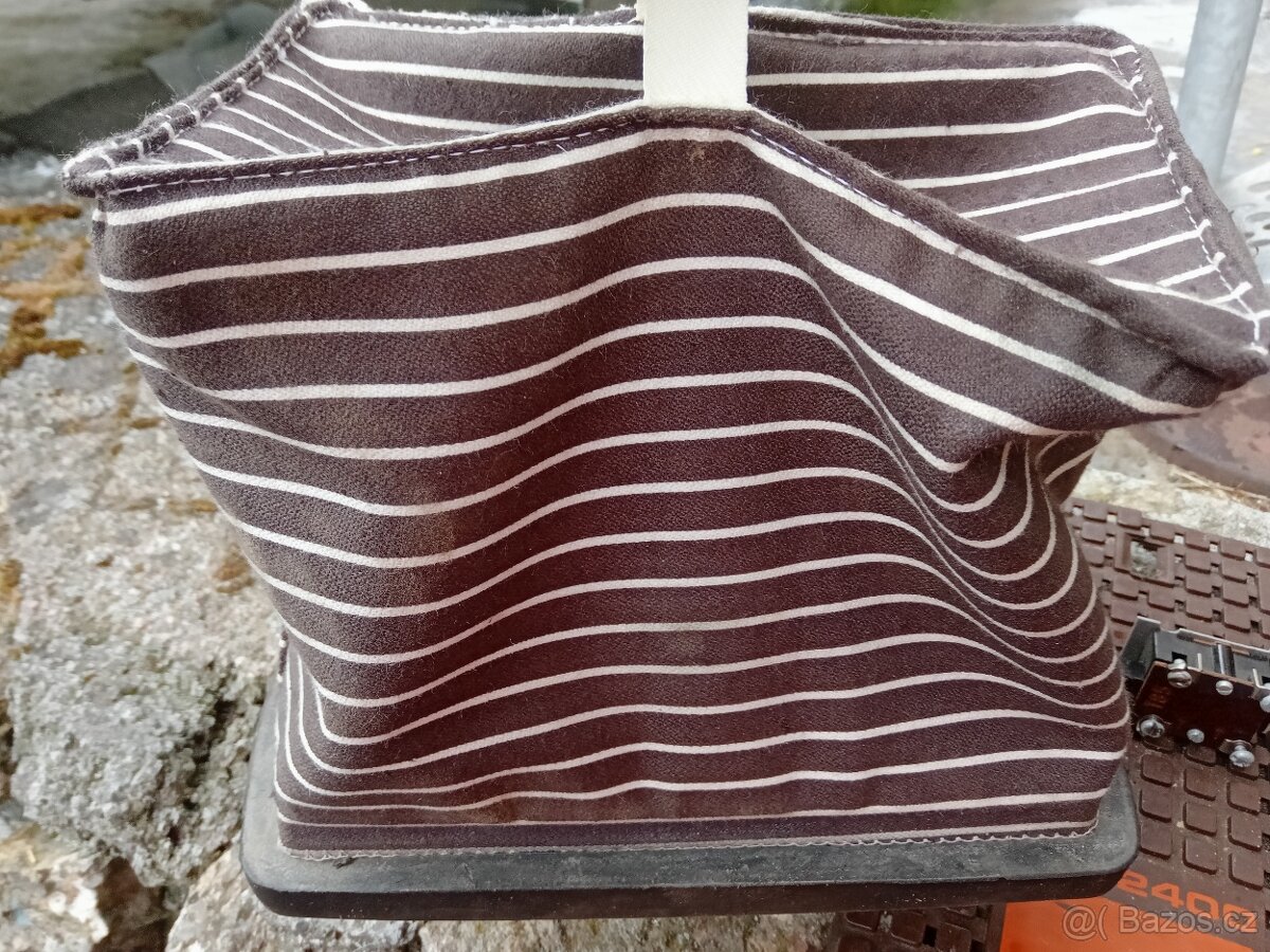 Na vysavač eta 2400 - 2