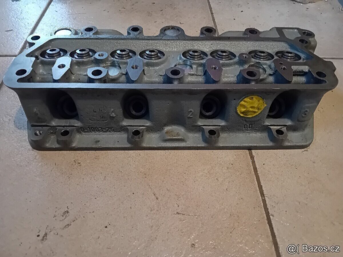 Hlava motoru Š120 - 2